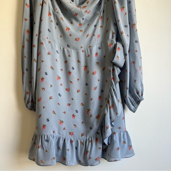 Reformation Cammi Dress in Beau - Picture 6 of 16